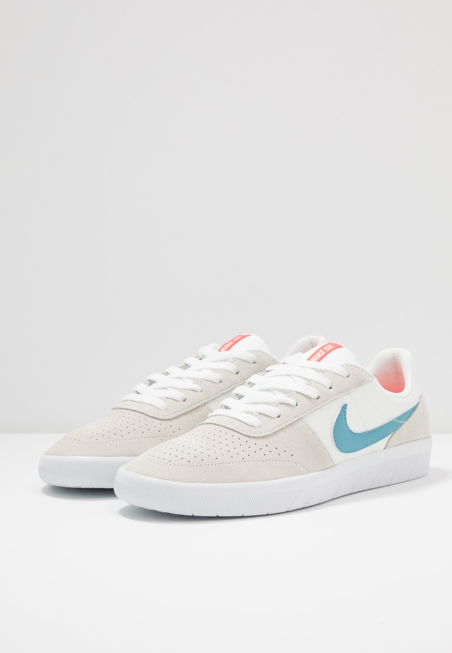 Nike SB TEAM CLASSIC Chaussures de skate summit white Nike SB TEAM CLASSIC Chaussures de skate summit white