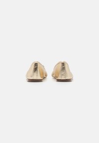 Sam Edelman FELICIA - Balerinke - gold leaf