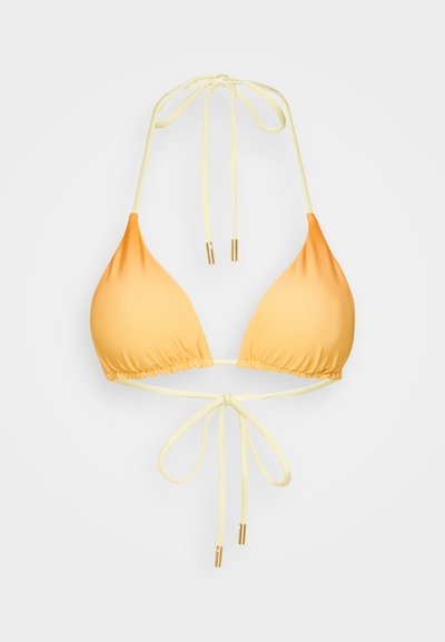 Dzeltena gradienta bikini augšdaļa ar trīsstūra krūšu daļām, mīksta tekstūra, regulējami jostiņas un metāliski akcenti jostu galos.