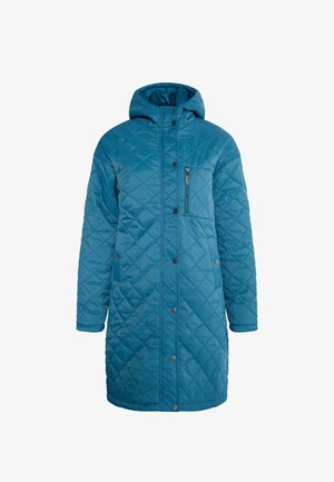 Jachetă matlasată turcoaz cu glugă, având un buzunar pe piept cu fermoar, nasturi tip snap și mâneci lungi. Material neted și lucios cu un model în diamant.