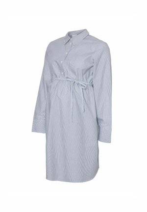 Robe chemise rayée bleu clair avec manches longues, devant à boutons, col en angle et ceinture à nouer. Fabriquée en tissu léger, de longueur mi-mollet.