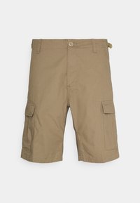 Shorts cargo beiges avec une coupe droite, deux poches latérales et des poches cargo sur les côtés. Fabriqués en tissu léger avec une texture lisse.