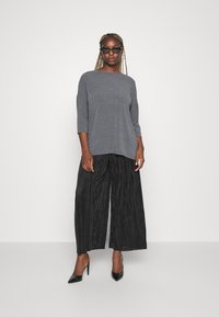 ONLY Carmakoma CARLAMOUR  ciemnoszary