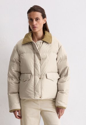 DETAILS FLAP POCKETS - Jachetă cu puf - natural stone