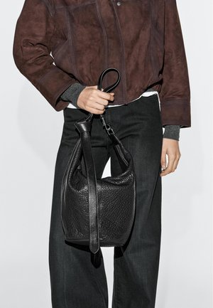 Massimo Dutti Sac à main - black