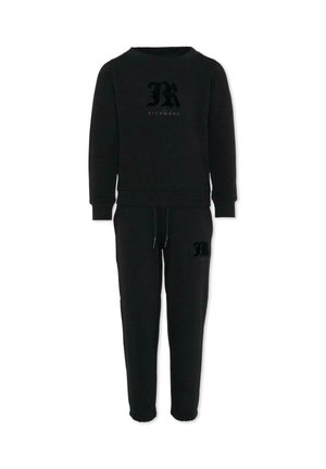 Felpa nera a maniche lunghe e pantaloni jogger abbinati con il logo "JR John Richmond" stampato sul petto e sulla coscia.