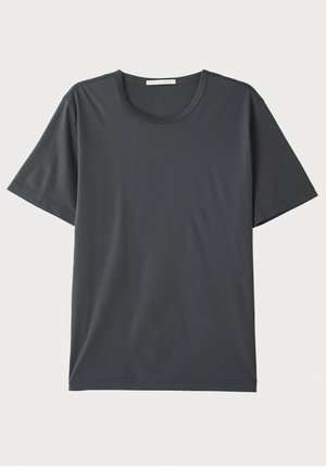 T-shirt grigio scuro a maniche corte. Tessuto liscio e leggero con scollatura rotonda e vestibilità comoda. Cuciture piatte senza loghi o motivi visibili.