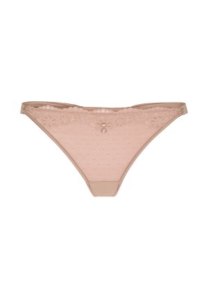 Beige kanten bikini-ondergoed met bloemenkantafwerking en een kleine decoratieve strik aan de voorkant tegen een effen achtergrond.