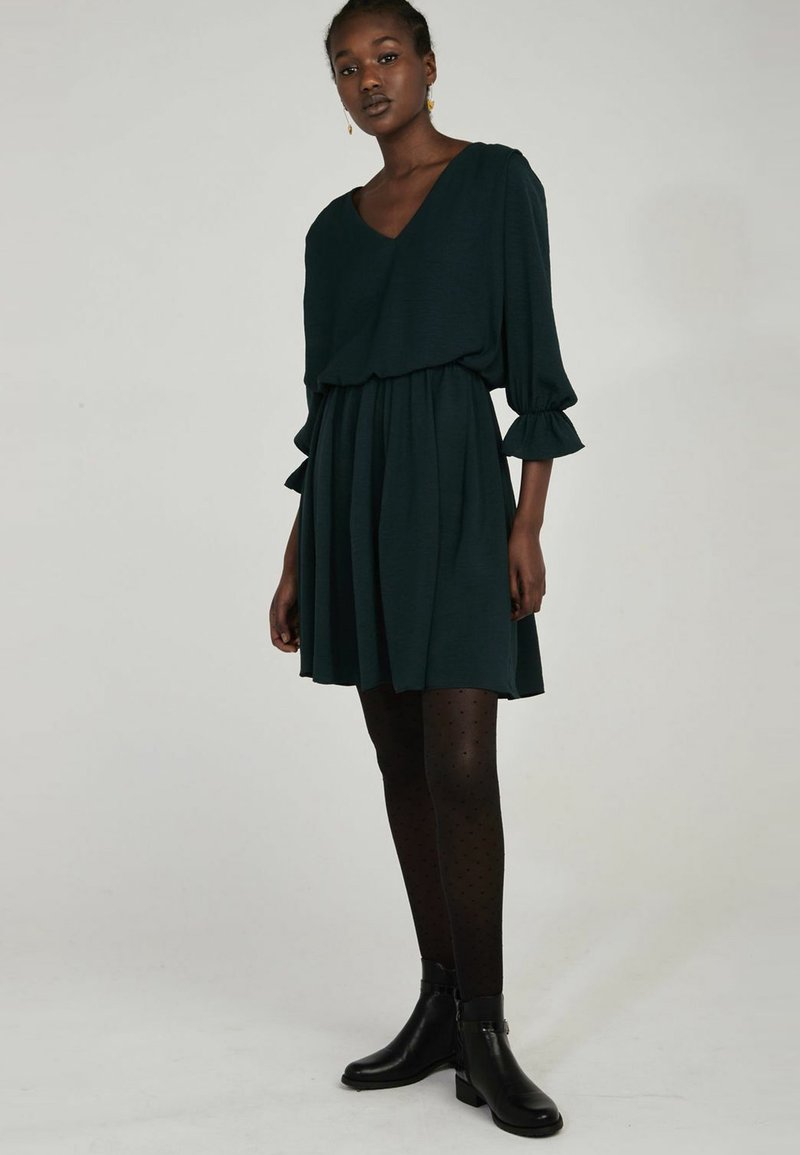 Naf Naf Jurk groen Naf Naf Jurk groen