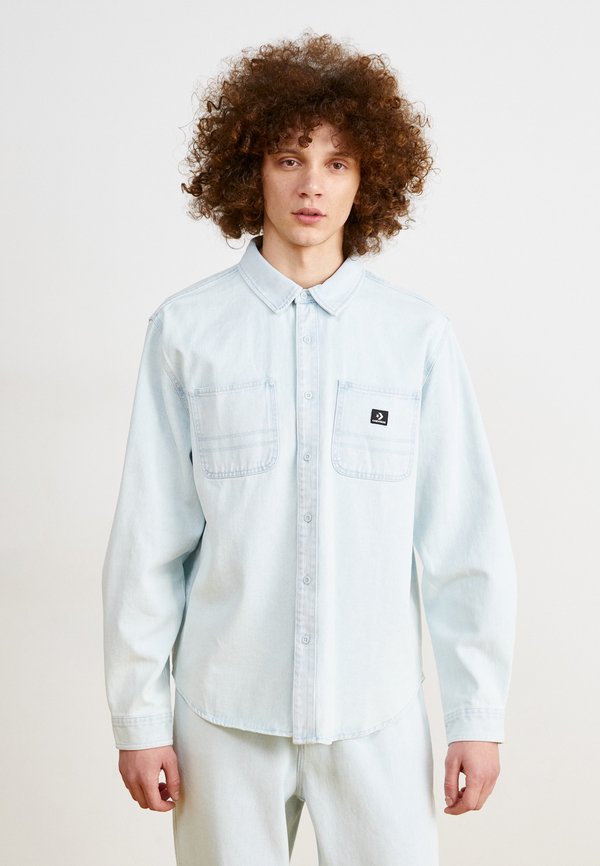 BUTTON UP  - Shirt - light bleached denim