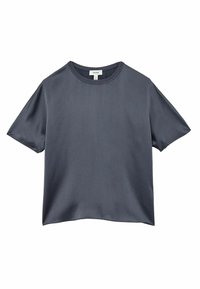 Blusa grigia scura a maniche corte con scollatura rotonda, realizzata in un tessuto liscio e leggero, caratterizzata da una vestibilità rilassata e senza motivi visibili.