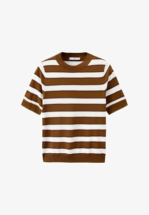 Haut en maille à manches courtes avec des rayures horizontales marron et blanches et un col rond, présenté à plat sur un fond blanc.