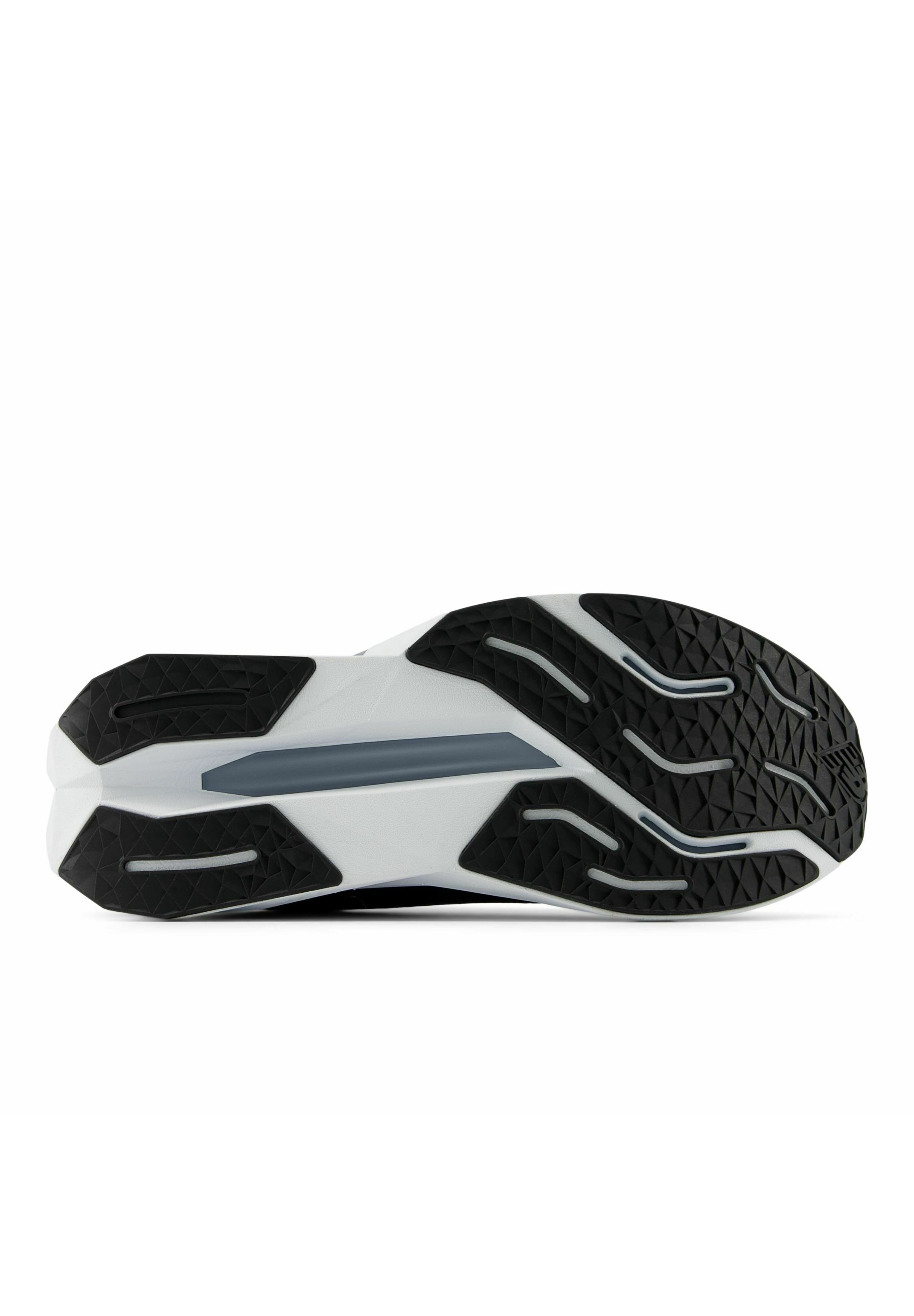[NEW BALANCE] FuelCell Propel V5 (メンズ・2E） Buty męskie New Balance FuelCell Propel v5 MFCPRLC5 – białe