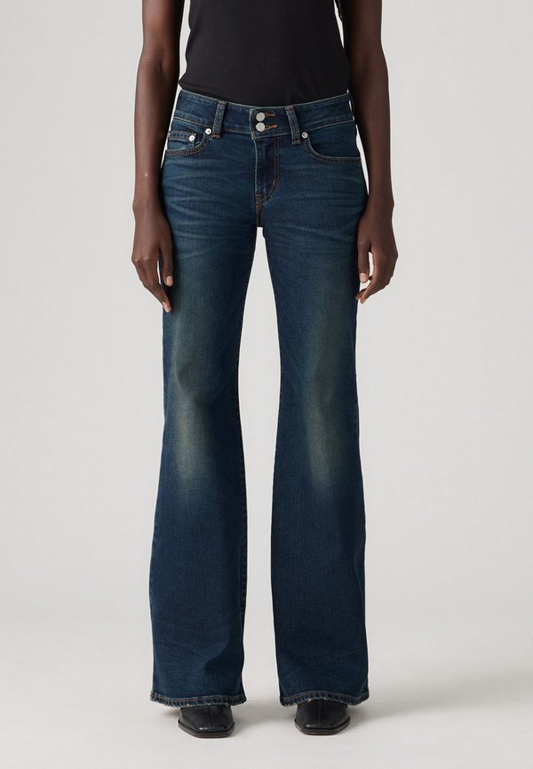SUPERLOW FLARE - Flared Jeans
