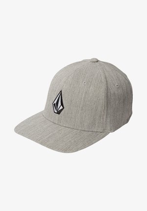 Lysegrå stof-baseballkasket med en buet skygge og en sort-hvid geometrisk logo på frontpanelet.