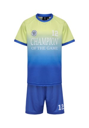 Jugendfußballtrikot aus leichtem Material. Es zeigt einen Farbverlauf von Gelb zu Blau, mit dem Text "CHAMPION OF THE GAME" und der Nummer 12.