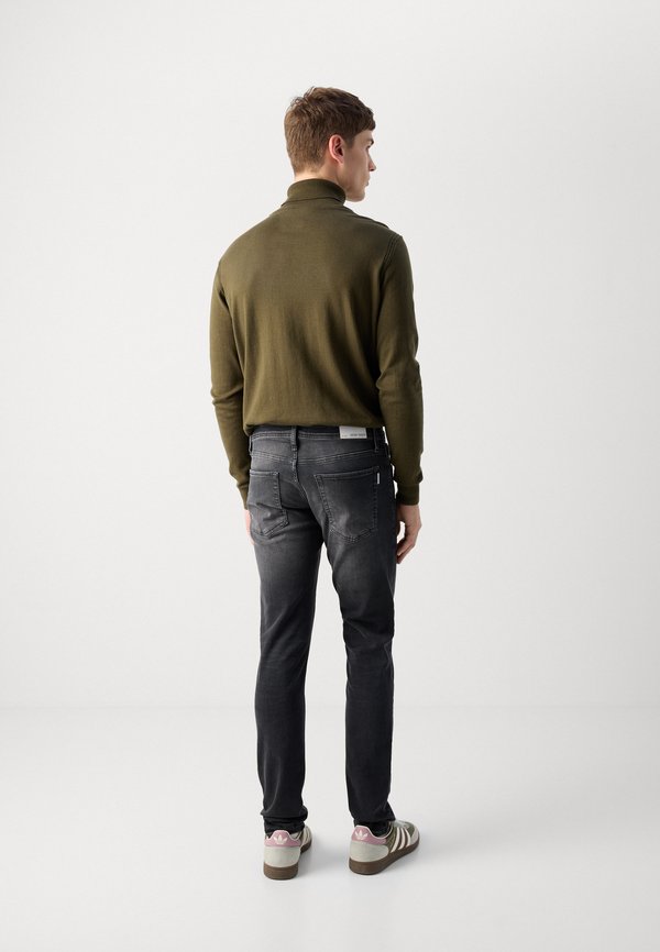 OZZY TAPERED FIT AUTHENTIK LOOK - Slim fit jeans3