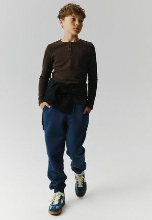 Name it, SWEAT PANTS REGULAR FIT - Tracksuit bottoms - spellbound