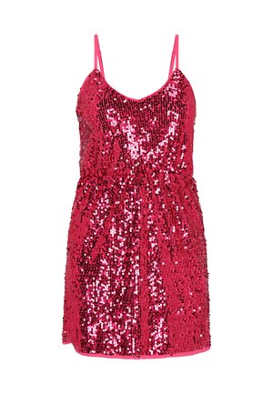 Růžové flitrové šaty s tenkými ramínky, přiléhavým pasem a rozšířenou sukní; mají lesklý texturovaný povrch s živou barvou.