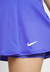 Nike Performance FLOUNCY - Saia desportiva - sapphire/white