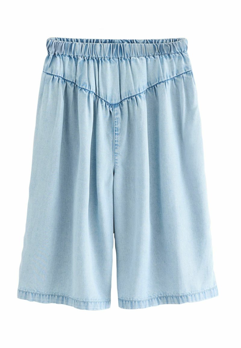 Világoskék, térdig érő, puha denim anyagból készült sort, rugalmas derékkal és összegyűrt dizájnnal, finom varrási részletekkel.