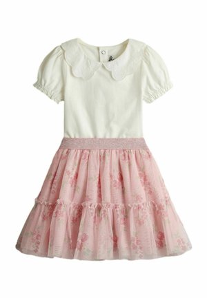 Vestito bianco a maniche corte con colletto arrotondato ricamato e gonna a balze in tulle floreale rosa con cintura glitterata.