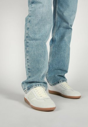 Blackstone, Baskets basses - white