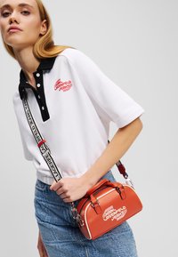 Karl Lagerfeld Jeans BOWLING - Borsa a mano - poinciana