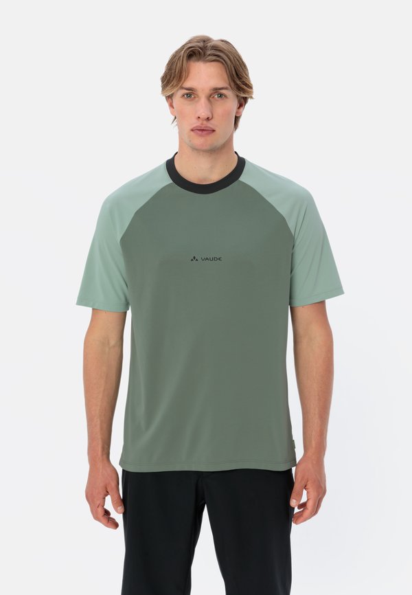 LOAMER  - Sport T-Shirt - agave