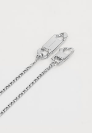 Uvrstitev 9: MM6 Maison Margiela - MIXED CHAIN NECKLACE - Verižica