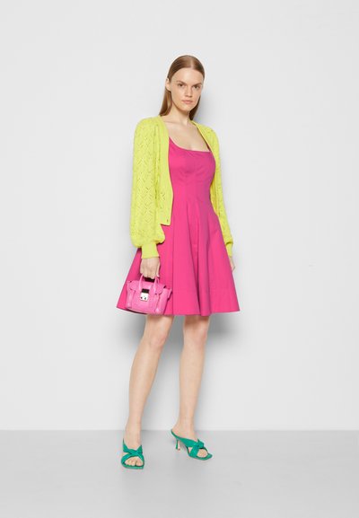 STAUD MINI WELLS DRESS - Vestido de dia - peony