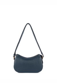 Donkerblauwe leren handtas met een gebogen vorm, een enkele band en een gouden ritssluiting. Gladde textuur met minimalistisch ontwerp.