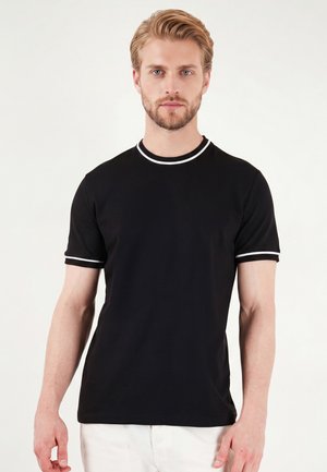 Lela & Buratti, LELA & BURATTI T-SHIRT REGULAR FIT - Basic T-shirt - black