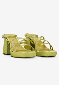 Bosanova CON TACÓN Y BRILLANTES - Sandalias con plataforma - lima
