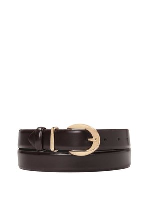 Ceinture en cuir marron avec une boucle circulaire de couleur dorée, texture lisse, et plusieurs trous d'ajustement le long de sa longueur.