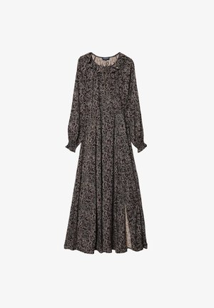 Lang, gemusterde jurk met lange mouwen, een ronde halslijn en een inkeping. De stof heeft een donkere basiskleur met ingewikkelde bloemmotieven.