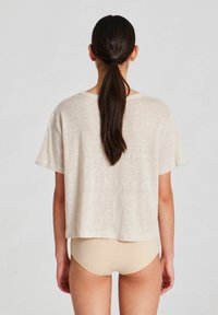 GAI+LISVA IVALO  TEE  - Navadna majica - moonstruck