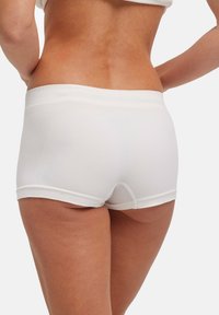 FALKE WARM PANTIES MILD TO COLD TEMPERATURES - Shorty - white