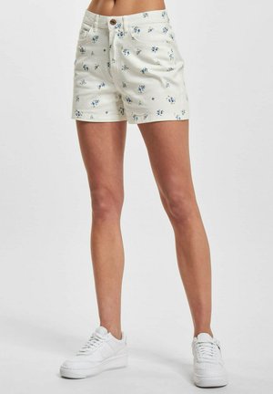Shorts - white