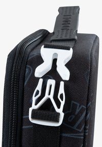Jordan LUNCH TOTE UNISEX - Pietų dėžutė - black/gym red