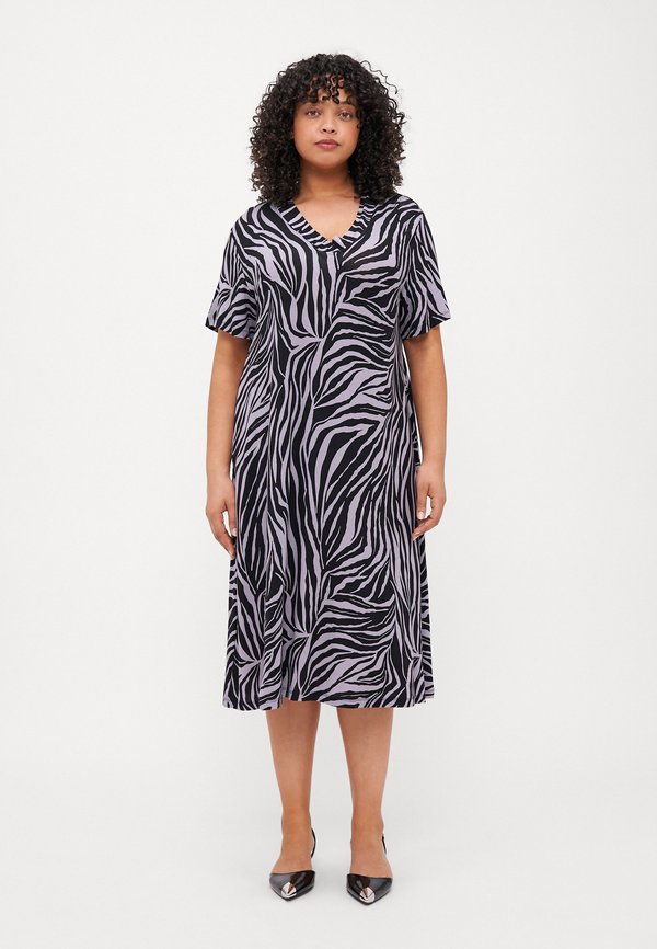 CARFYRLA LIFE - Jersey dress - alloy