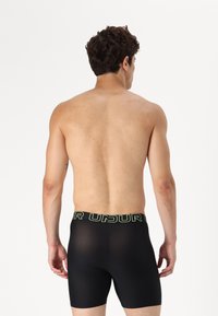 Under Armour PERFORMANCE 3 PACK - Úzke boxerky - tech blue/morph green/black