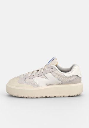 New Balance, Baskets basses - dark grey
