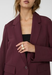 Stradivarius REGULAR FIT - Kratki kaputi - bordeaux