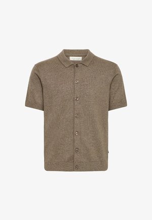 Lühikeste varrukatega khaki polo särk, valmistatud tekstuurse kangaga, millel on krae, seitse nööpi ees ja sirge ääris.