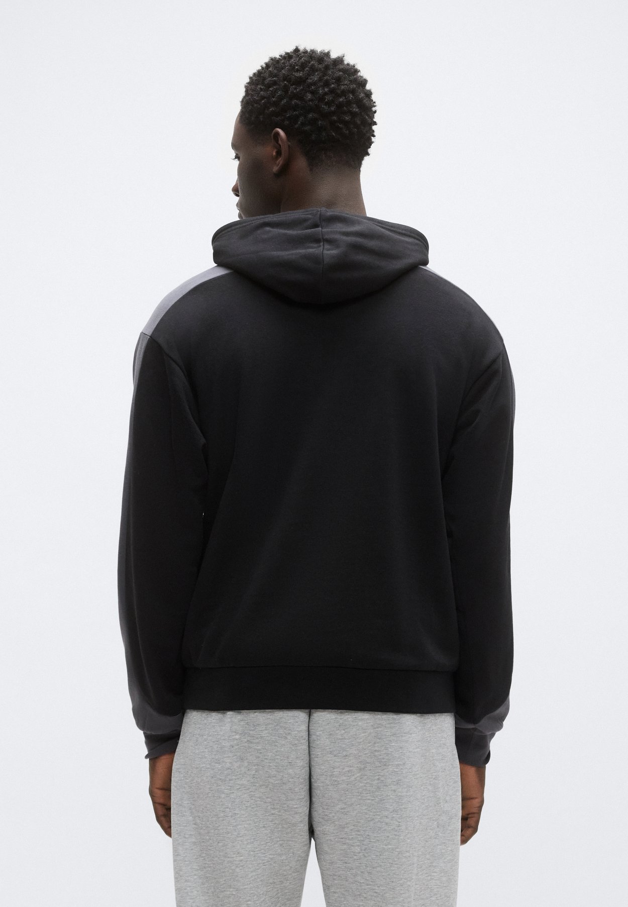 COLLEGIATE FLEECE