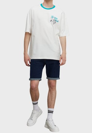 T-shirt z nadrukiem
