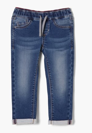 Jeans mit einem elastischen Bund, ausgestattet mit einem Kordelzug, fünf Taschen und umgeschlagenen Säumen. Der Waschungseffekt ähnelt einem Farbverlauf von Hell- zu Dunkelblau.