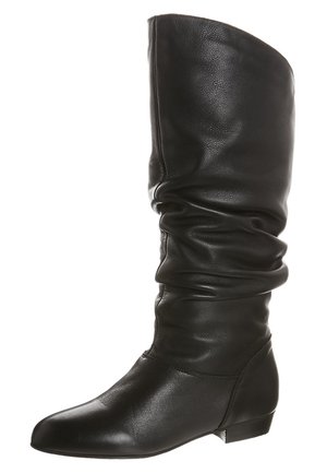 Botte noire mi-mollet en cuir avec une tige souple, un bout rond et un petit talon empilé.