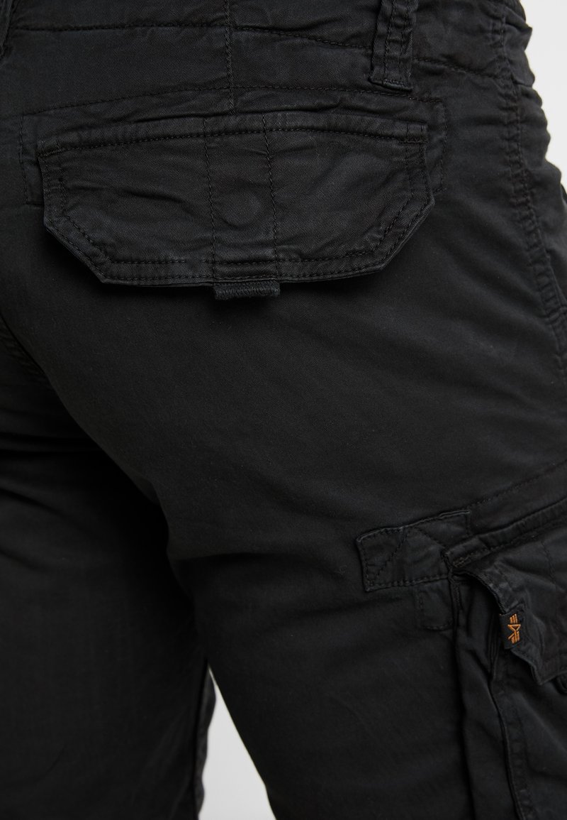 Herren Chino Shorts | Alpha Industries CREW Shorts black/schwarz - UX45296 Herren Chino Shorts | Alpha Industries CREW Shorts black/schwarz - UX45296